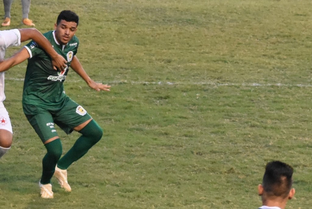 Galvez terá seis desfalques no jogo deste domingo; quatro por covid-19