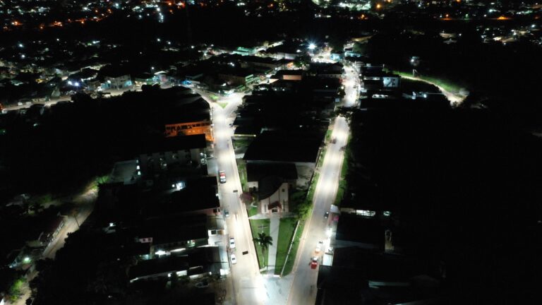 Flagrante: Servidor rouba combustível de veículo em Epitaciolândia e pacientes deixam de ser transportados