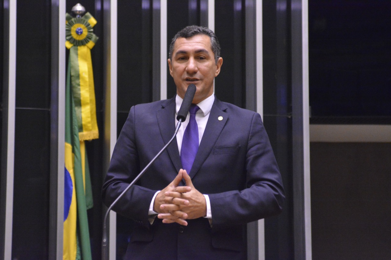 Jesus Sérgio solicita ao governo federal a revogação da privatização da Conab e o seu fortalecimento