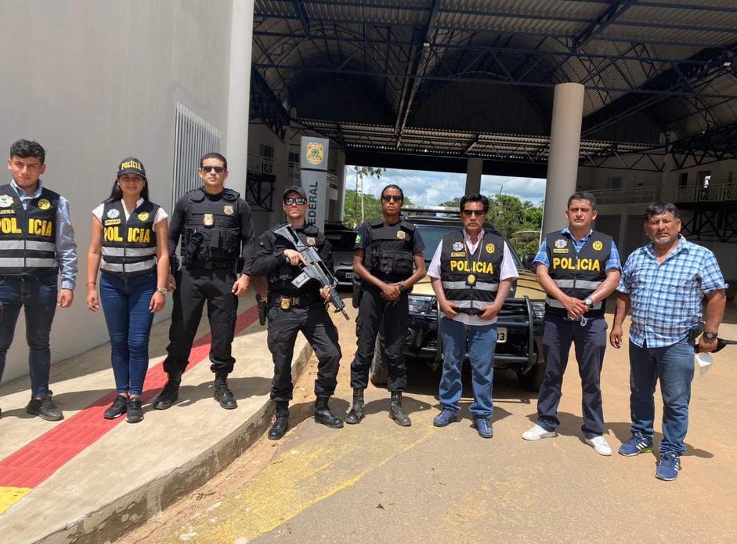PF e Interpol deflagram operação no AC contra tráfico de pessoas e contrabando