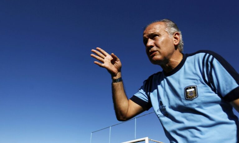Morre Alejandro Sabella, técnico finalista da Copa do Mundo de 2014