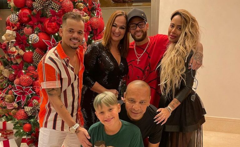 Veja como craques do futebol mundial curtiram o Natal