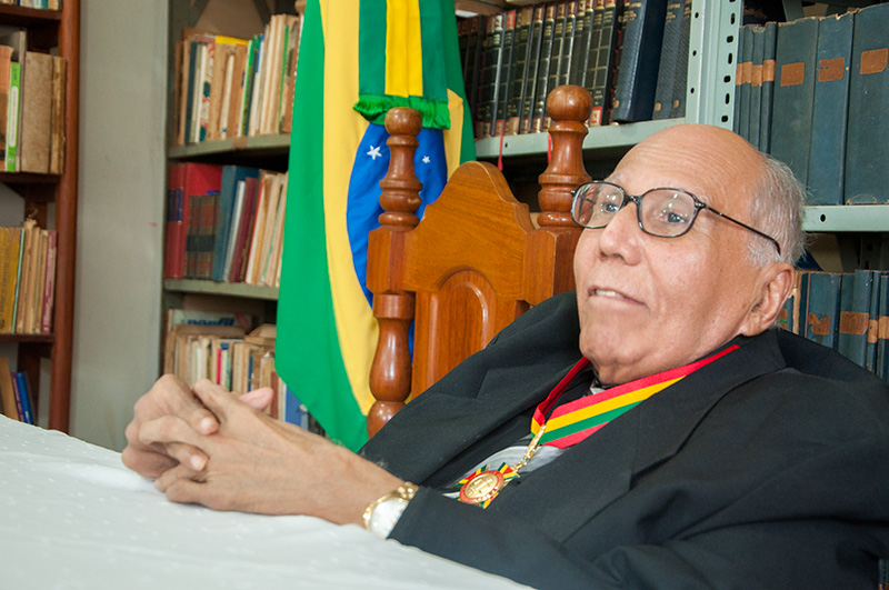 Desembargador aposentado Jorge Araken morre vítima de covid-19 na Capital