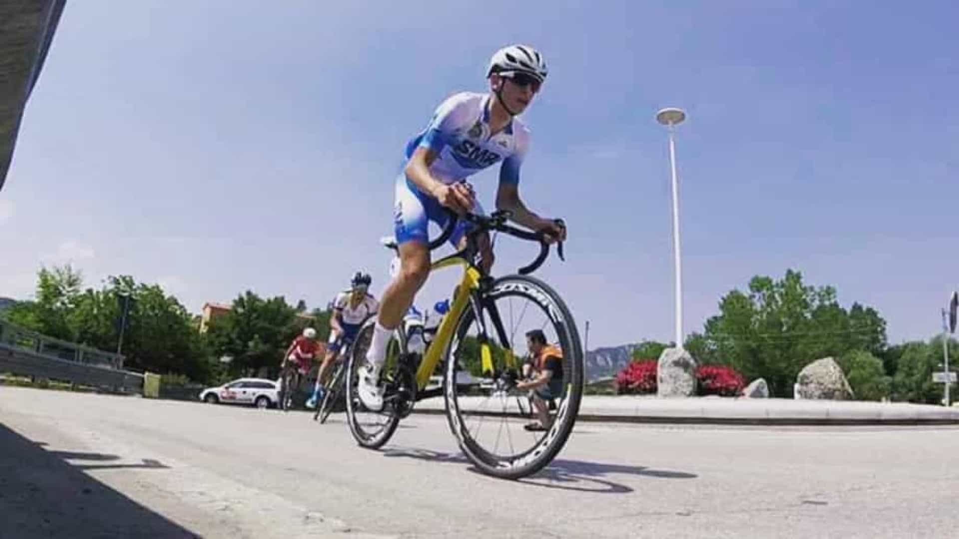 Ciclista de 21 anos morre após diagnóstico de Covid-19