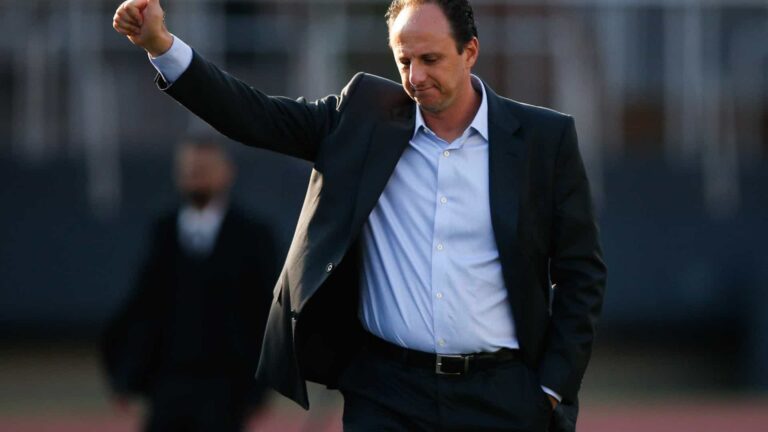 Ceni lamenta queda do Flamengo na Libertadores: “O peso é gigantesco”