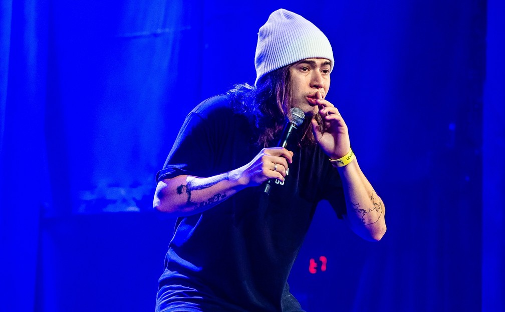 Whindersson Nunes convoca Gusttavo Lima e outros artistas para campanha por oxigĂȘnio para Manaus Whindersson Nunes convoca Gusttavo Lima e outros artistas para campanha por oxigĂȘnio para Manaus