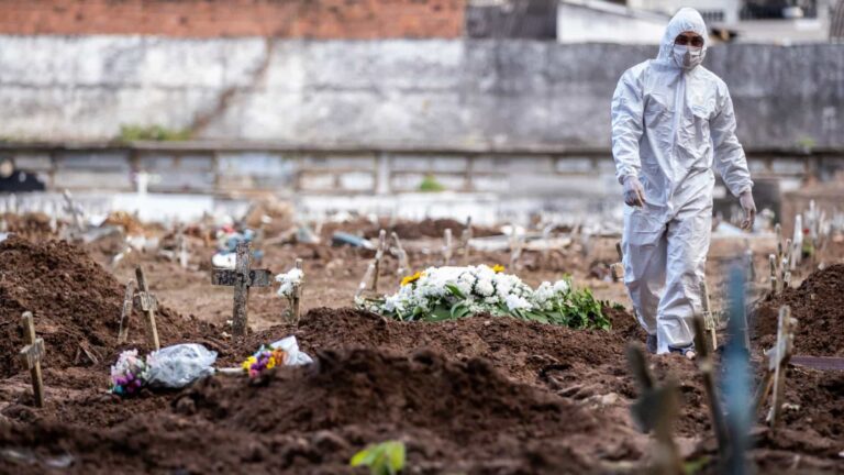 Amazonas bate novo recorde com mais de 9 mil mortes por Covid-19