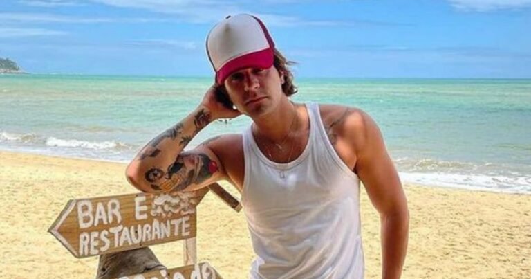 Luan Santana dá festinhas com várias convidadas em suíte de luxo de pousada em Trancoso