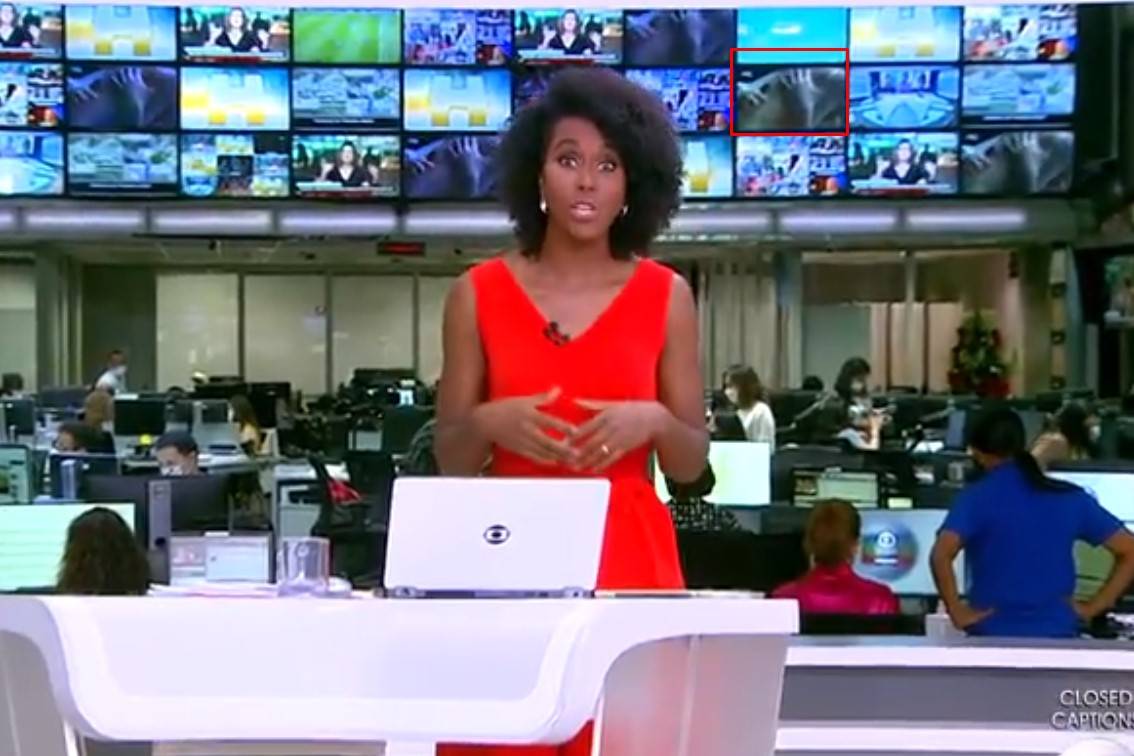 Cenas de casal fazendo sexo aparecem no telão do Jornal Hoje ao vivo; veja
