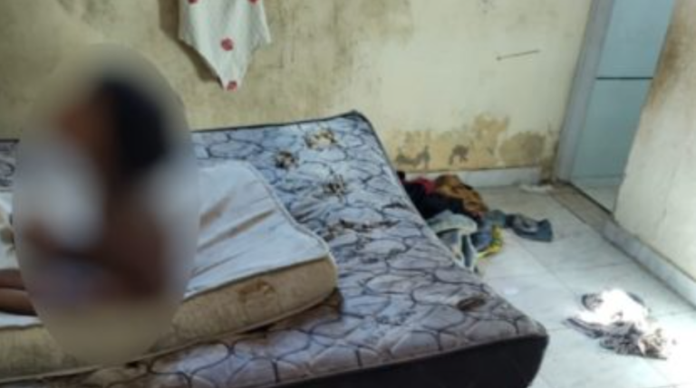 Crianças encontradas sozinhas em casa viviam em meio a ratos e fezes