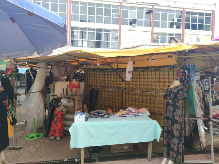 Mais de 100 camelôs não conseguem vaga no Aquiri Shopping e serão despejados