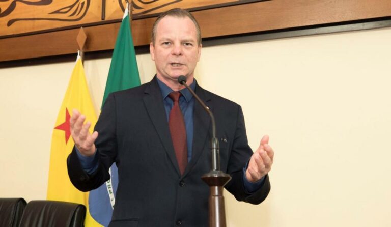 Pedro Longo comemora PL de Gladson que institui carreira de auditor fiscal