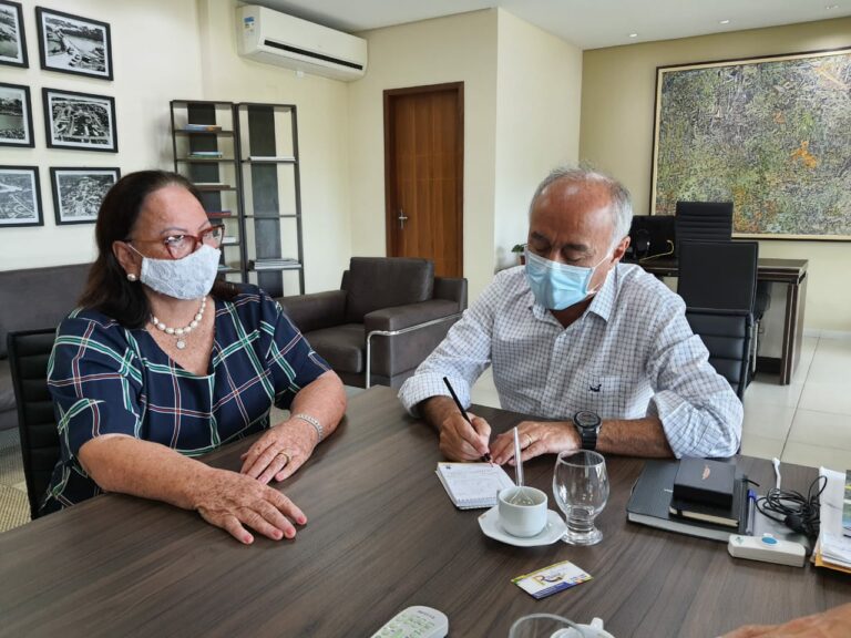 Vanda Milani debate projetos para Rio Branco com o prefeito Tião Bocalom