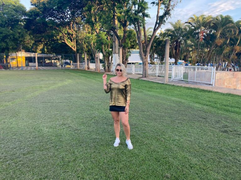 Casal de empresários do Acre levará 3 jogadores da Cidade do Povo a Brasília