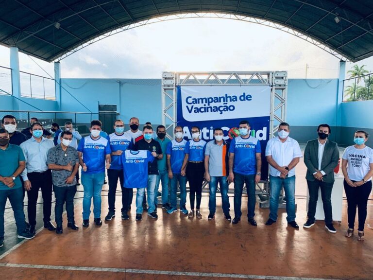 Indio Katukina é o primeiro a ser vacinado em Cruzeiro do Sul