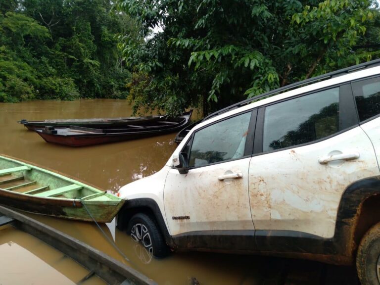 Veículo roubado na capital é recuperado pela Polícia Militar no município de Capixaba