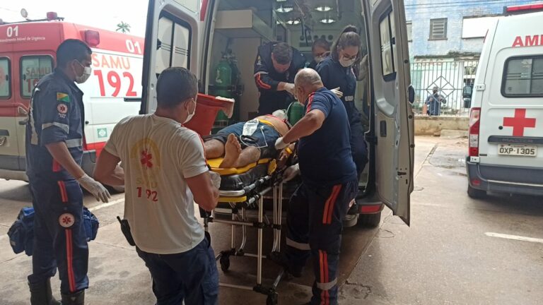 Dupla em moto tenta matar homem a tiros no Belo Jardim; estado de saúde é grave