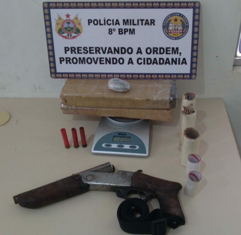 Monitorado por tornozeleira é preso com 2 kg de drogas enterrada no quintal, em Sena