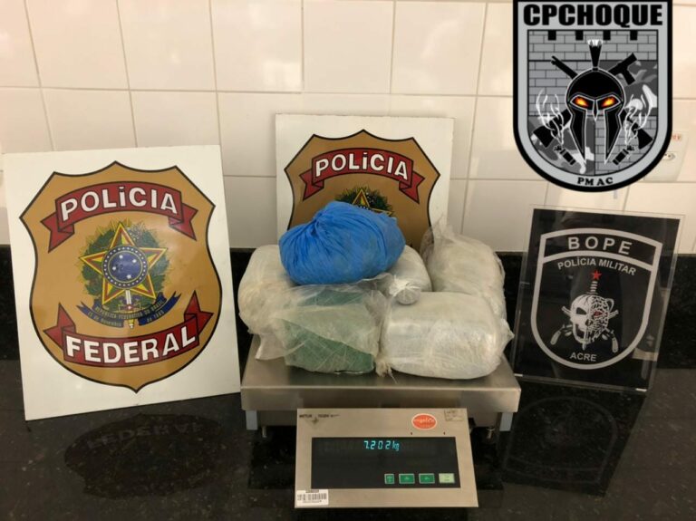 Mulher é presa com 7 kg de maconha e moto roubada em bairro de Rio Branco