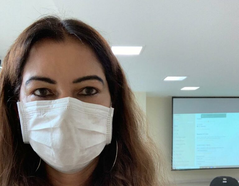 Os responsáveis e os negacionistas