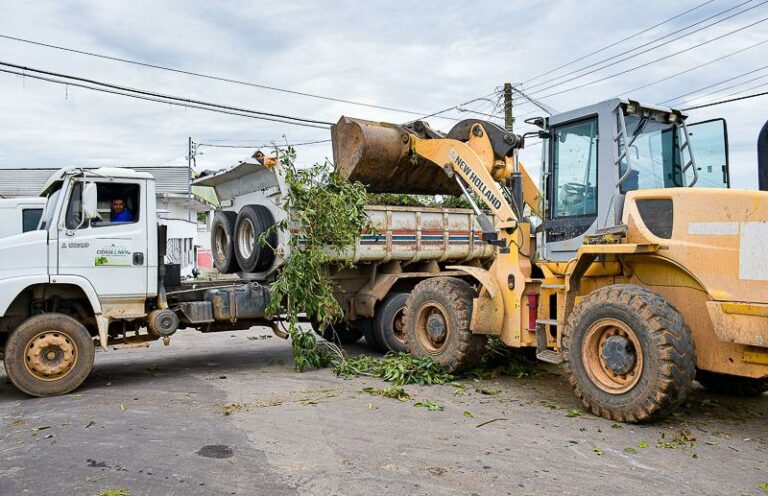 Operação Cidade Limpa já recolheu mais de 12 toneladas de entulhos em Cruzeiro do Sul