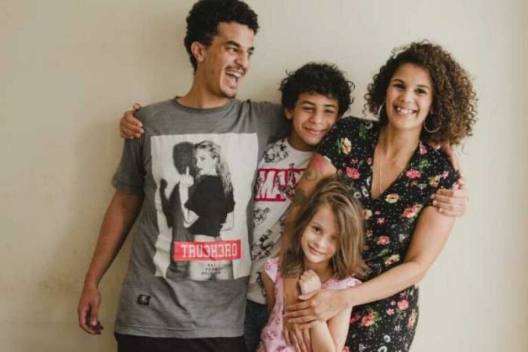 “Os filhos da puta existem”: prostitutas e mães ressignificam o xingamento