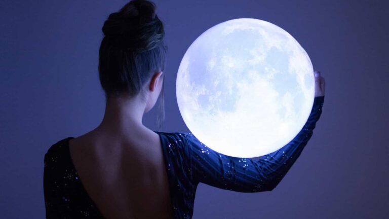 Horóscopo do dia: confira o que os astros revelam para seu signo neste sábado