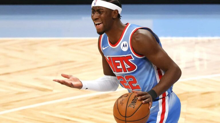 Jogador da NBA descobre tumor no rim dias após ser envolvido em troca de time