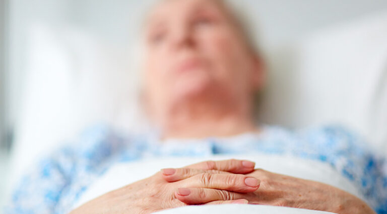 Idosos acamados começam a ser vacinados contra a covid-19 nesta segunda em Rio Branco