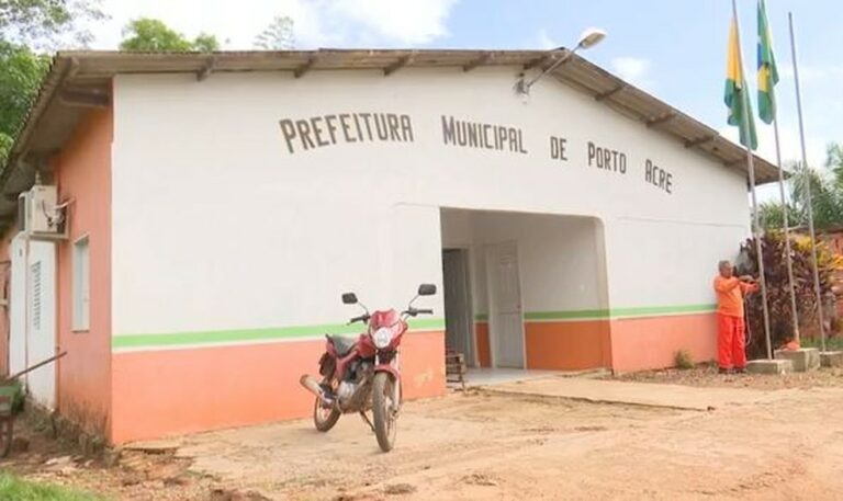 Em meio à pandemia, prefeito determina que servidores do quadro de risco voltem ao trabalho