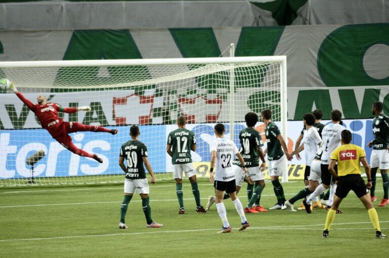 Acreano Weverton brilha de novo no Palmeiras e é elogiado até por rivais