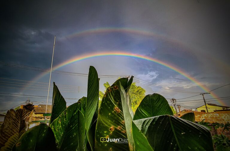 Esperança: arco-íris duplo no céu de Rio Branco
