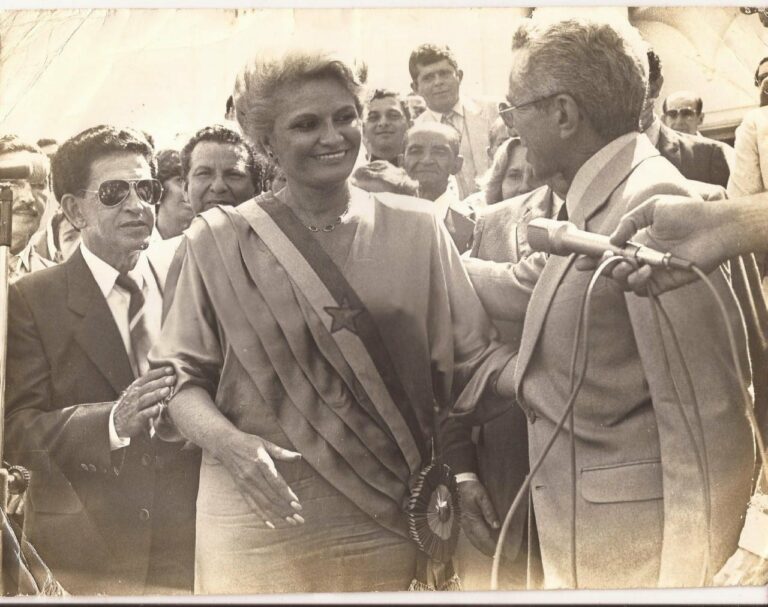 Foto histórica: A primeira mulher governadora do Acre