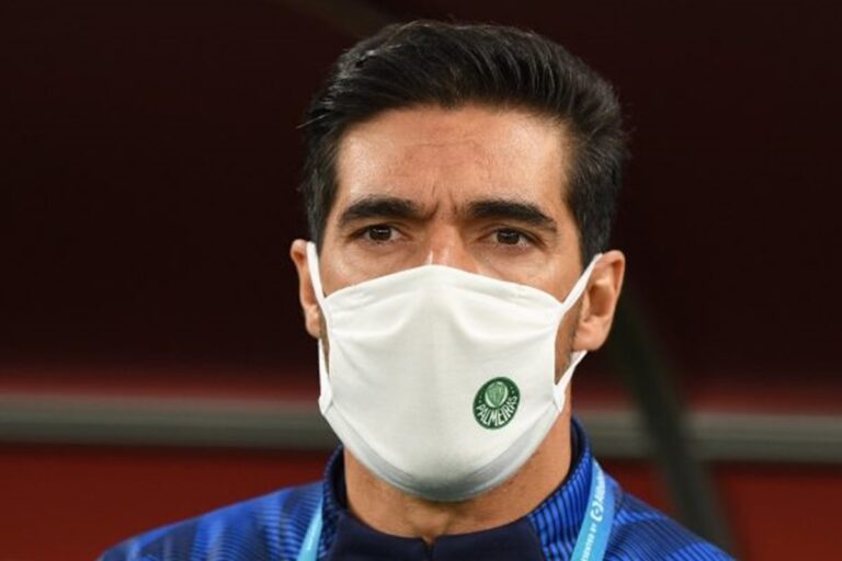 Abel lamenta campanha do Palmeiras no Mundial: “Saímos com cicatrizes”
