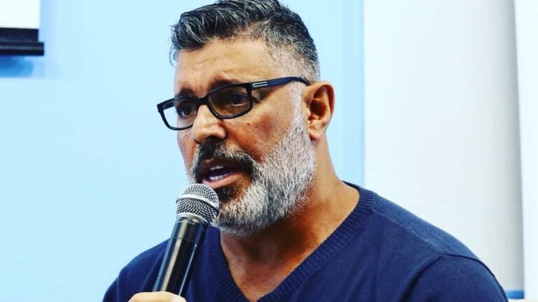 Alexandre Frota é condenado a pagar indenização de R$ 50 mil a Chico Buarque