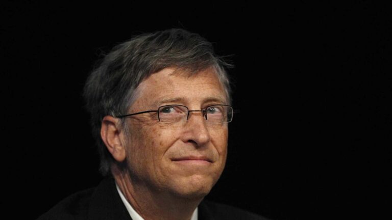 Bill Gates defende regresso de Trump ao Facebook