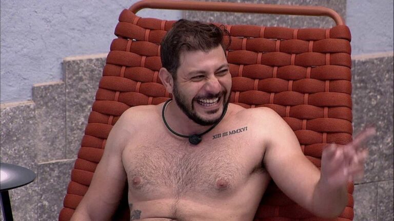 BBB 21: Caio fala sobre tamanho do próprio pênis e reclama que é ‘pequeno mole’