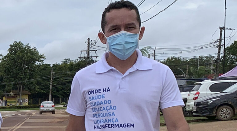 Vereador Adailton Cruz visita Into após receber denúncias sobre demora em atendimento