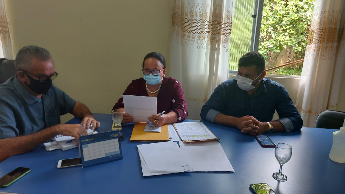 Prefeito de Plácido de Castro recebe Vanda Milani, para tratar de investimentos ao município