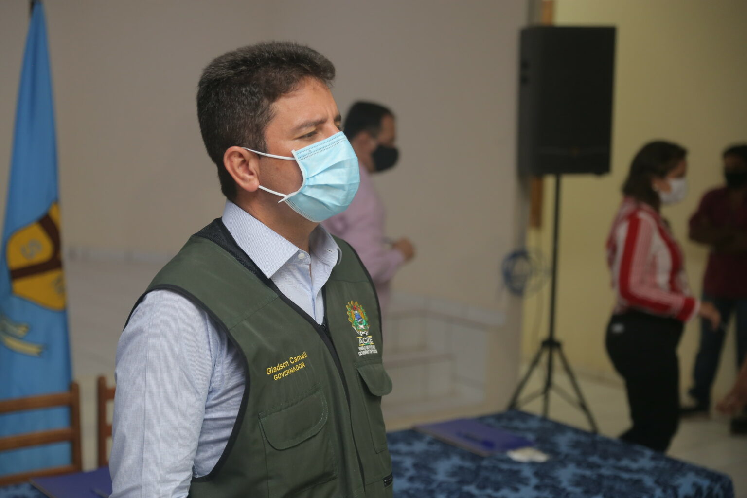 Em Sena Madureira, Gladson Cameli se reúne com empresários locais