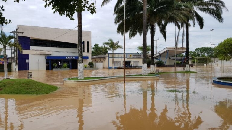 Rio Iaco volta a subir depois de vazante de 15 cm e chega aos 18,6 m, diz Defesa Civil