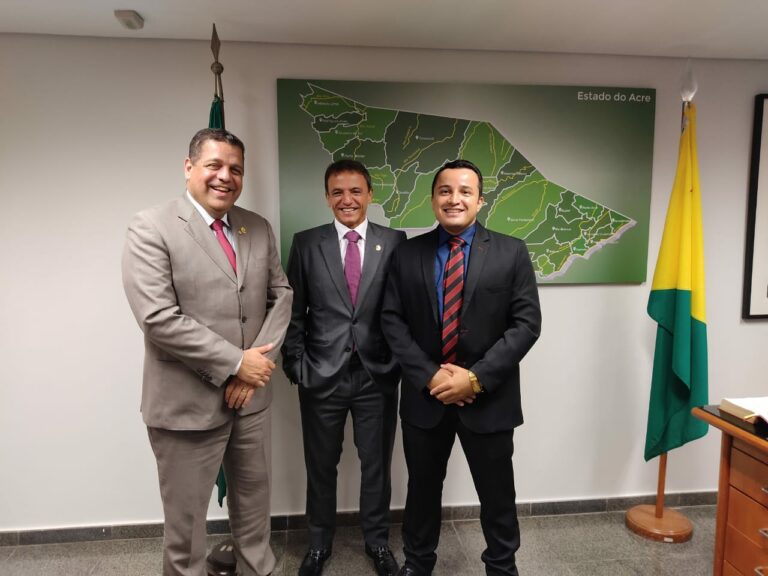 Rocha e Márcio Bittar debatem melhorias para atendimento de autistas no Acre