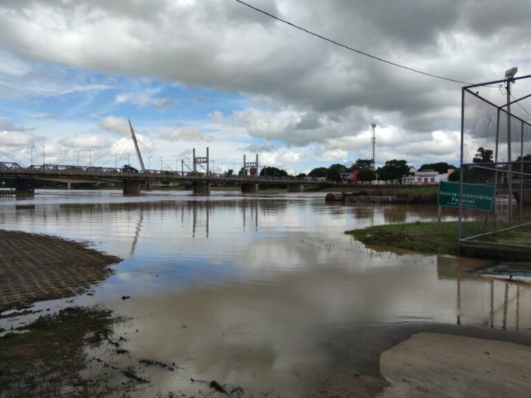 Friale prevê queda no nível do Rio Acre nos próximos dias e alerta para cheia no Juruá