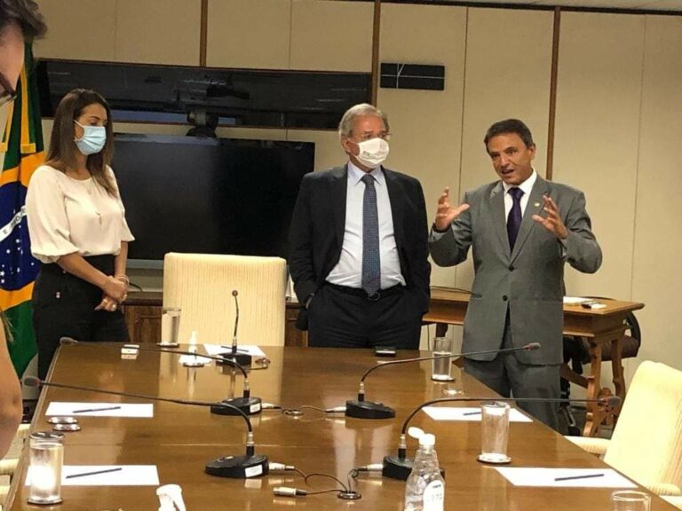 Bittar se reúne com Guedes e solicita criação de auxílio para população de baixa renda