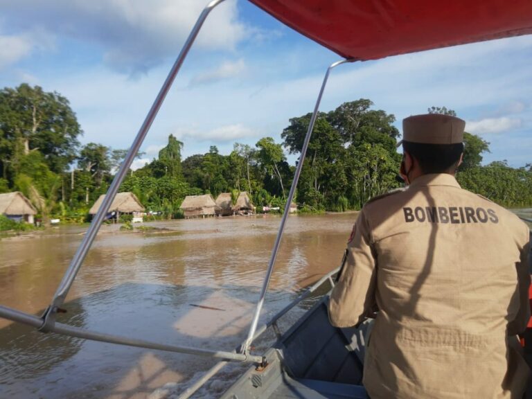 Oito municípios enfrentam cheias de rios; veja galeria de fotos
