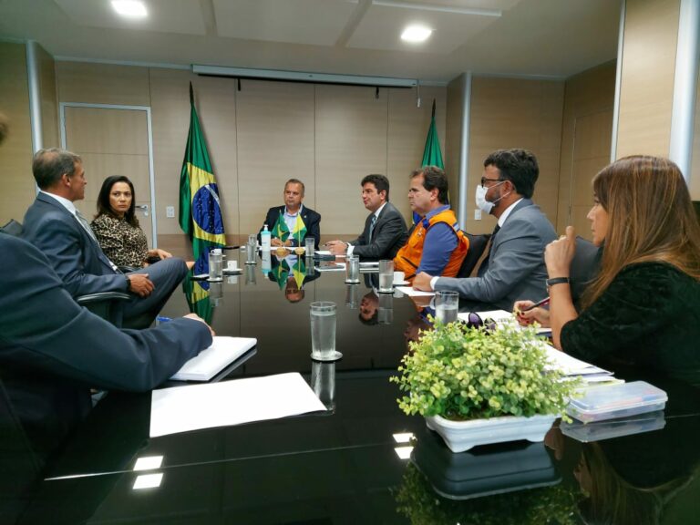Gladson pede ao ministro do Desenvolvimento que reconheça estado de calamidade no AC