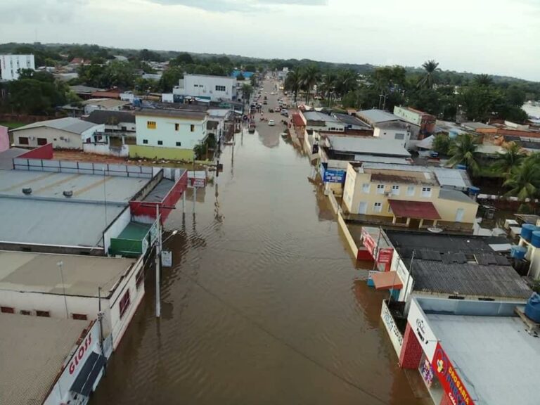 Governo declara situação de emergência em 10 municípios afetados por cheias