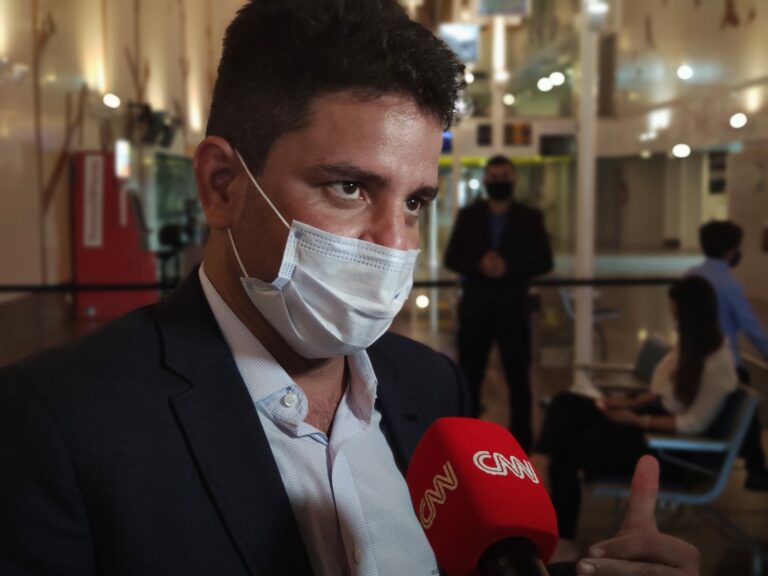 EXCLUSIVO: Gladson desiste de transferir aprovados da PM para os Bombeiros e quer fazer novo concurso