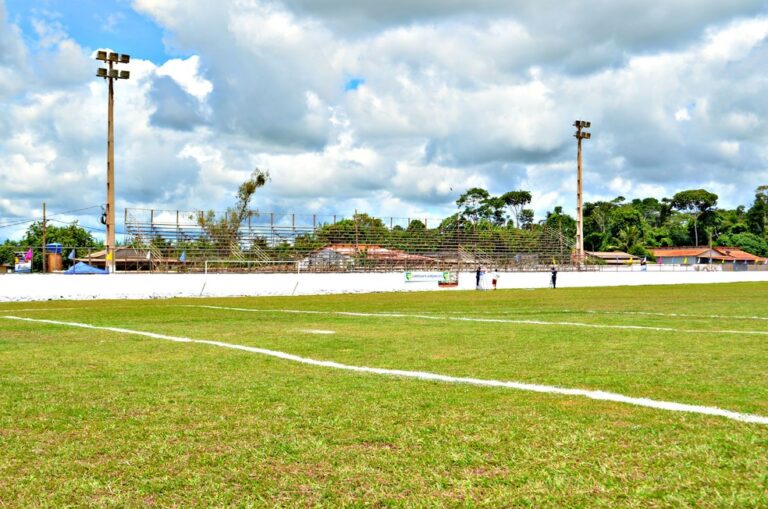 Plácido de Castro adia início de treinamentos e aguarda chegada de reforços