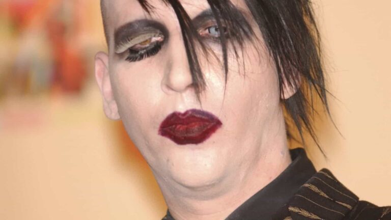 Marilyn Manson quebra silêncio sobre acusações de abusos sexuais